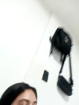 LorieFerrer online show from 01.17.25