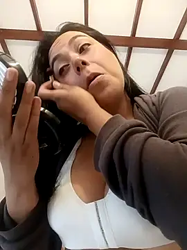 LorieFerrer online show from 02.04.25