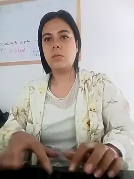 LorieFerrer online show from 02.17.25