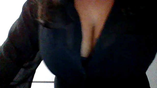 cleo094 online show from 11.17.25