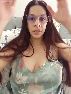 Cherry-Pame online show from 12.18.25