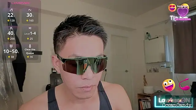 Snapshot of OceanCandy chatting on 01.08.26 OceanCandy online show from 01.08.26