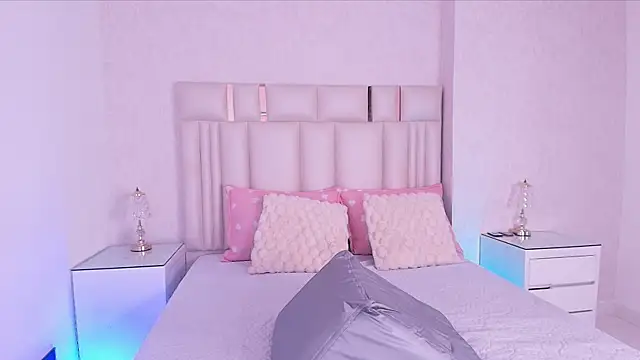alanarose18 online show from 06.06.26