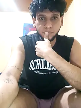 Snapshot of prototipoA45 chatting on 12.21.25 prototipoA45 online show from 12.21.25