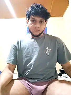 Snapshot of prototipoA45 chatting on 12.23.25 prototipoA45 online show from 12.23.25