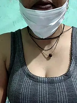 Snapshot of Piya_Bakshi chatting on 01.18.26 Piya Bakshi online show from 01.18.26