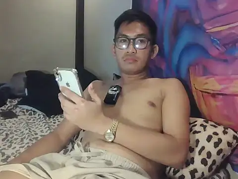 Snapshot of denzkylexx chatting on 06.27.26 denzkylexx online show from 06.27.26