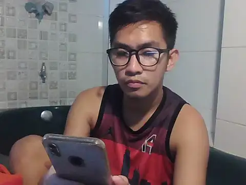 Snapshot of denzkylexx chatting on 07.08.26 denzkylexx online show from 07.08.26