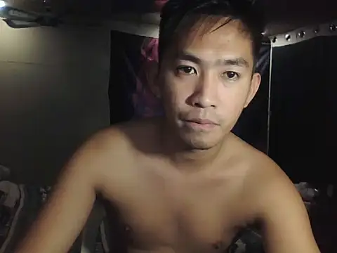 Snapshot of denzkylexx chatting on 07.16.26 denzkylexx online show from 07.16.26