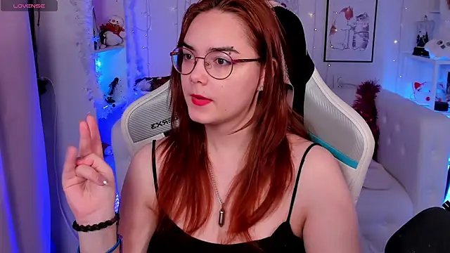 Snapshot of Lily__Evans chatting on 01.14.26 Lily Evans online show from 01.14.26