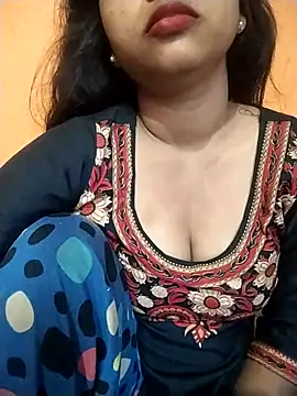Sexy Divya   online show from 04.22.26