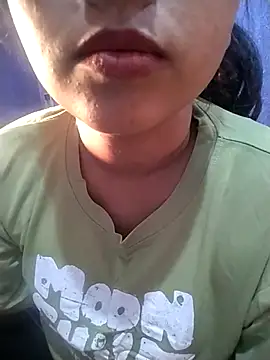 Sexy Divya   online show from 04.22.26