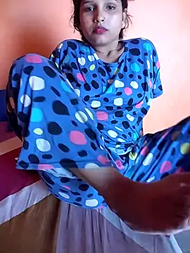 Sexy Divya   online show from 06.15.26