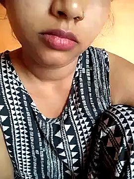 Snapshot of Sexy_Divya__ chatting on 06.22.26 Sexy Divya online show from 06.22.26