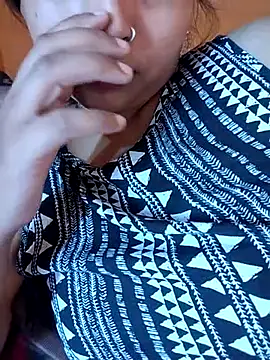 Snapshot of Sexy_Divya__ chatting on 06.22.26 Sexy Divya online show from 06.22.26