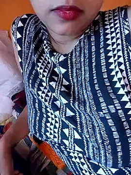 Snapshot of Sexy_Divya__ chatting on 06.25.26 Sexy Divya online show from 06.25.26
