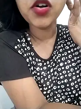 Snapshot of Sexy_Divya__ chatting on 07.23.26 Sexy Divya online show from 07.23.26