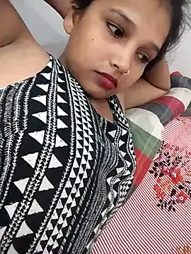 Snapshot of Sexy_Divya__ chatting on 07.27.26 Sexy Divya online show from 07.27.26