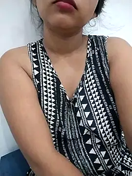 Snapshot of Sexy_Divya__ chatting on 07.28.26 Sexy Divya online show from 07.28.26