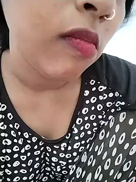Snapshot of Sexy_Divya__ chatting on 08.02.26 Sexy Divya online show from 08.02.26