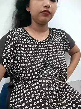 Snapshot of Sexy_Divya__ chatting on 08.04.26 Sexy Divya online show from 08.04.26