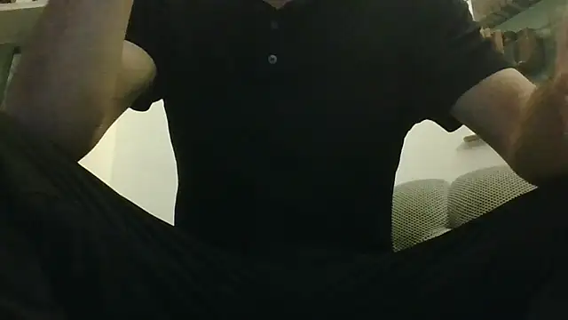 Snapshot of CuteDaddy92 chatting on 03.19.26 CuteDaddy92 online show from 03.19.26