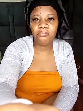 Emmylove-xr25 online show from 04.24.26