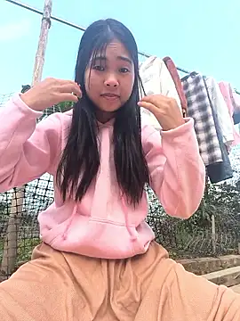 Snapshot of Lynly_k2 chatting on 01.18.26 Lynly k2 online show from 01.18.26