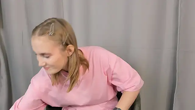 Snapshot of MicahZeigler chatting on 11.08.25 MicahZeigler online show from 11.08.25