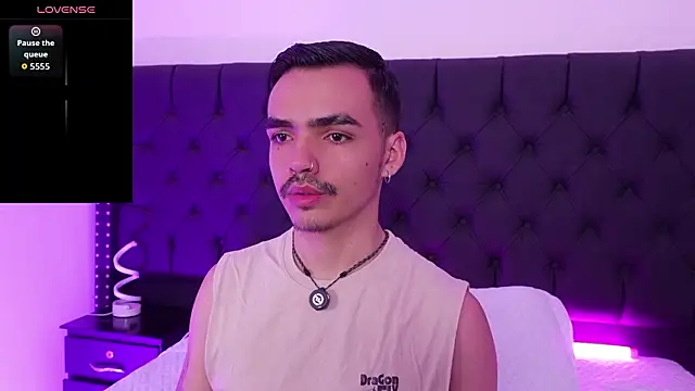 Snapshot of NicoKingg_ chatting on 01.15.26 NicoKingg online show from 01.15.26