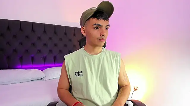 Snapshot of NicoKingg_ chatting on 01.19.26 NicoKingg online show from 01.19.26