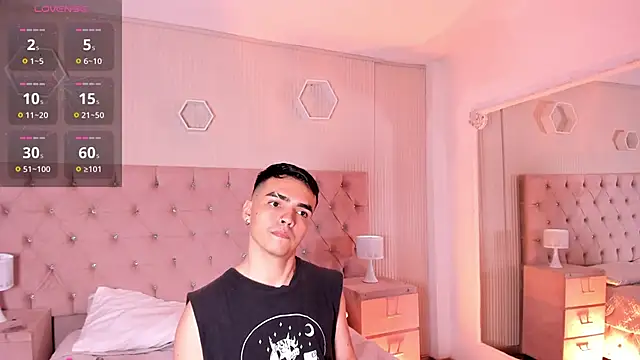 Snapshot of NicoKingg_ chatting on 01.31.26 NicoKingg online show from 01.31.26