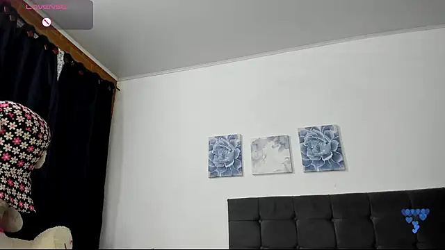 Snapshot of ariannawil chatting on 03.07.26 ariannawil online show from 03.07.26