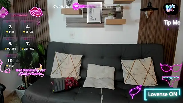 Snapshot of Melany_27 chatting on 12.01.25 Melany 27 online show from 12.01.25