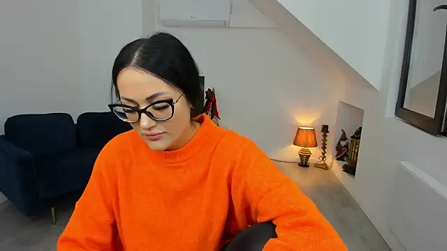 Snapshot of AnyaEvy chatting on 12.02.25 AnyaEvy online show from 12.02.25