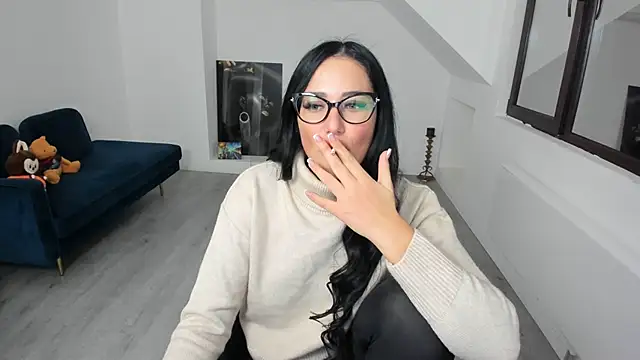 Snapshot of AnyaEvy chatting on 01.15.26 AnyaEvy online show from 01.15.26