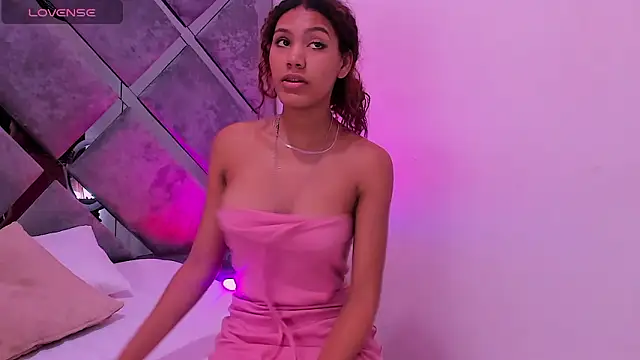 luciagray1 online show from 03.08.26