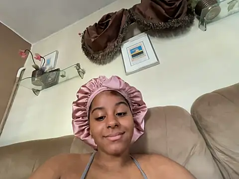 Snapshot of Nicolitalalinda chatting on 03.20.26 Nicolitalalinda online show from 03.20.26