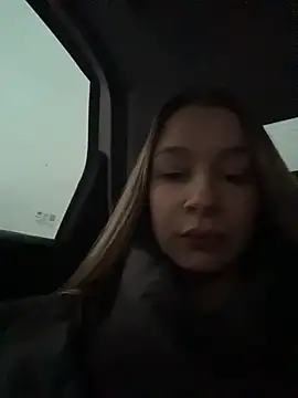 SashaCatt online show from 12.04.25