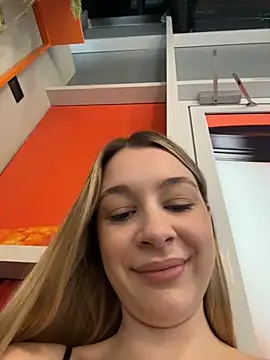 Snapshot of SashaCatt chatting on 06.29.26 SashaCatt online show from 06.29.26