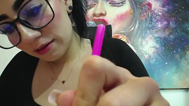 Snapshot of SCARLETT_INK_ chatting on 05.09.26 SCARLETT INK online show from 05.09.26