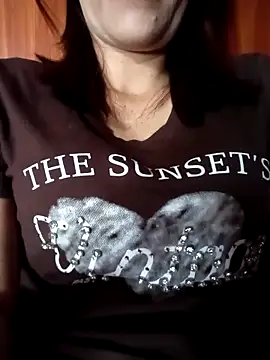 Snapshot of Hini68 chatting on 02.27.26 Hini68 online show from 02.27.26