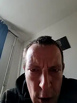 Snapshot of Krocanek chatting on 11.08.25 Krocanek online show from 11.08.25