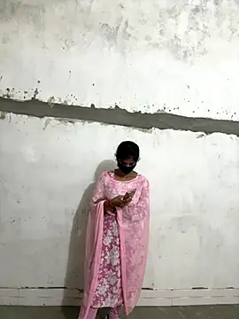 Snapshot of Sunita-collage chatting on 11.08.25 Sunita-collage online show from 11.08.25