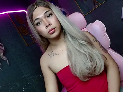 slutty lauraxxx online show from 02.22.26