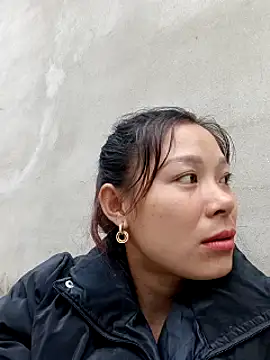 Snapshot of Lyla_john chatting on 12.16.25 Lyla john online show from 12.16.25