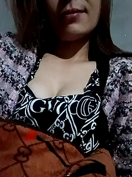 Snapshot of Lyla_john chatting on 01.10.26 Lyla john online show from 01.10.26