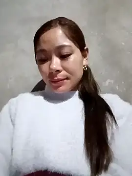 Lyla john online show from 02.18.26