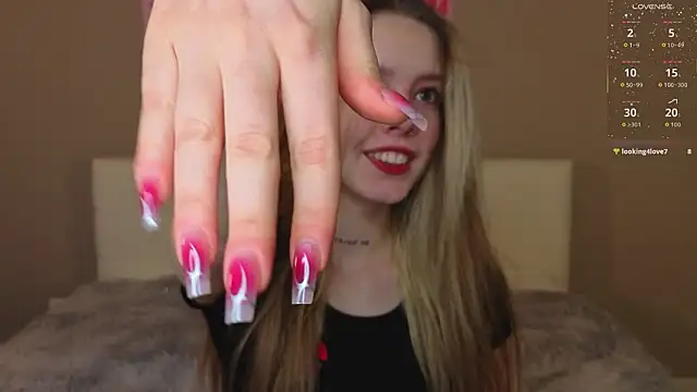 TiffinyMergist online show from 02.08.26