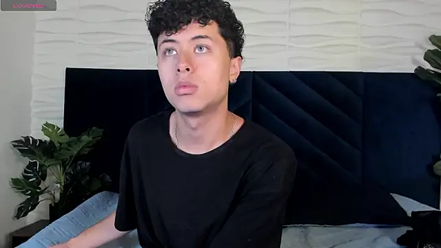 Noah dupont  online show from 02.02.26